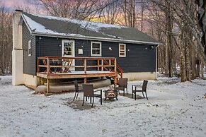 Burrow by Bidwell Cozy Arrowhead Lake Escape With Pools and Outdoor Ad