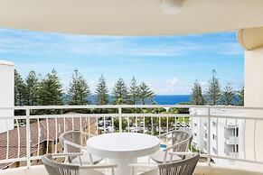Ocean View Coastal Haven in Burleigh