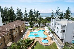 Ocean View Coastal Haven in Burleigh