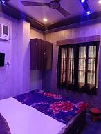 Shiv Kashi P Guest House By Glitz Hotels