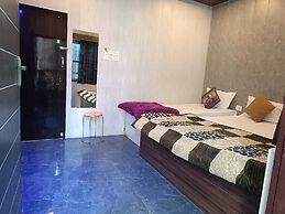 Shiv Kashi P Guest House By Glitz Hotels