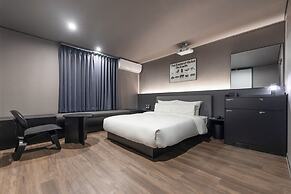 Aank Hotel Yeongdengpo branch