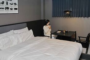 Aank Hotel Yeongdengpo branch