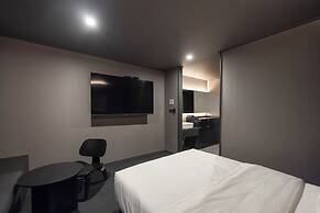 Aank Hotel Yeongdengpo branch