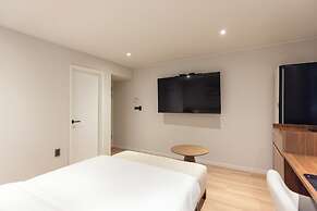 Aank Hotel Yeongdengpo branch