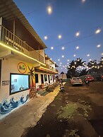 sea royal rooms and cafe