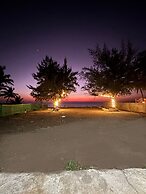 sea royal rooms and cafe