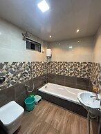 sea royal rooms and cafe