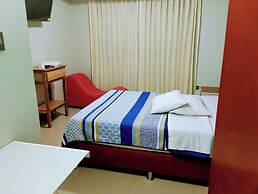 Hostal TOSCANO SUITES