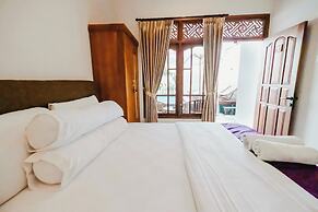 Turtle Shelter Guest House