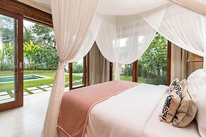 Alea Estate by Villa Finder