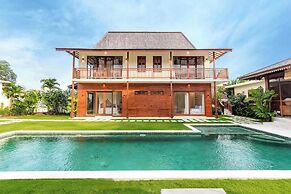 Alea Estate by Villa Finder