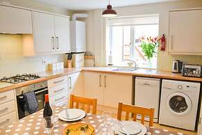 Host Stay Old Dairy Court