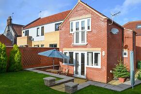 Host Stay Old Dairy Court