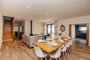 Home Farm Holiday Homes - Sleeps 26 - From 1415 Per Night