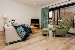 Home Farm Holiday Homes - Sleeps 26 - From 1415 Per Night