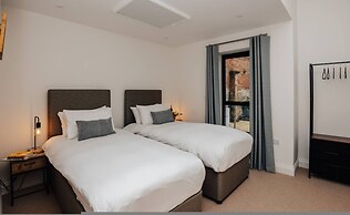 Home Farm Holiday Homes - Sleeps 26 - From 1415 Per Night