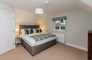 Home Farm Holiday Homes - Sleeps 26 - From 1415 Per Night