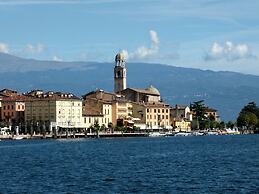 Wonderful Villa on the Garda Lake With Private Garden