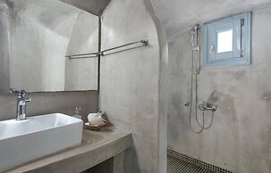 Hommage Suites With Caldera View & Hot tub