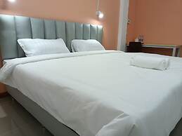 The Peachhotel