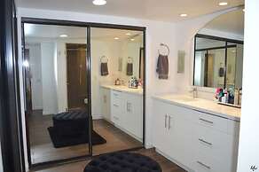 2BD Ground Floor Condo in Gated Gardens Pool Spa