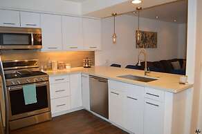 2BD Ground Floor Condo in Gated Gardens Pool Spa