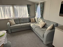 Berwick-upon-tweed - Caravan - Sleeps 6 - Parking