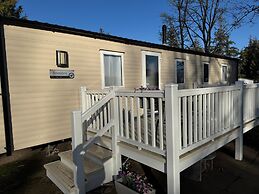 Berwick-upon-tweed - Caravan - Sleeps 6 - Parking