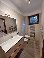 Lovely Flat With Shared Pool and Amazing Lake View