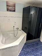 Large Apartment for 3-11 Guests in the Halle Leipzig Area