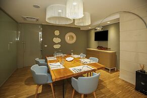 Hotel Vlora Priam, Affiliated By Meliá