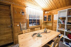 Mökit & Camping Peurasuvanto