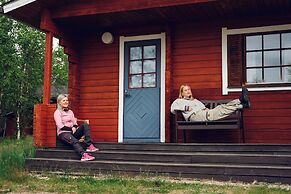 Mökit & Camping Peurasuvanto