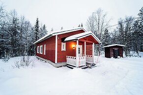 Mökit & Camping Peurasuvanto