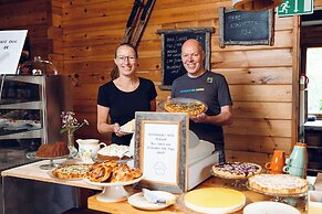 Mökit & Camping Peurasuvanto