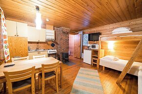 Mökit & Camping Peurasuvanto