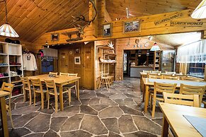 Mökit & Camping Peurasuvanto