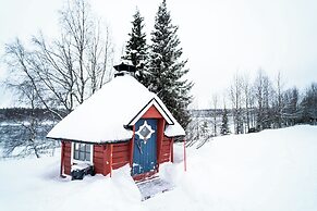 Mökit & Camping Peurasuvanto