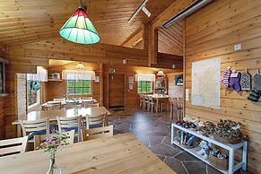 Mökit & Camping Peurasuvanto