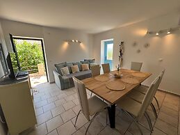 Eco Apartments Sunshine with heated pool