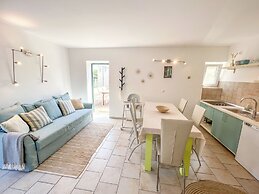 Eco Apartments Sunshine with heated pool