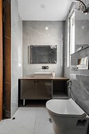 Lime Tree Luxury 2BHK Service Apartments