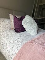Captivating 1-bed Apartment in Hednesford