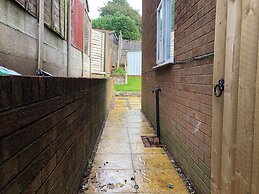 Captivating 1-bed Apartment in Hednesford