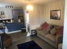 Captivating 1-bed Apartment in Hednesford