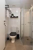 Solo STU apt TAU By Sea N Rent - C Bldg.
