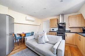 Perfect 3-Bed Flat in North London
