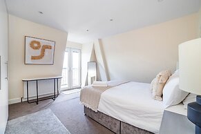 Perfect 3-Bed Flat in North London