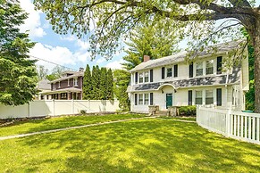 2 Mi to Dtwn: Spacious Apartment in Joliet